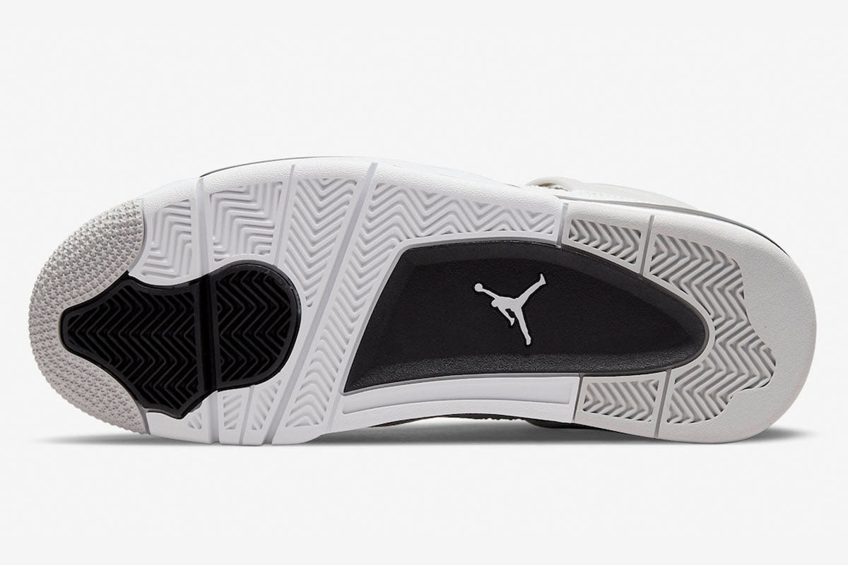 AJ 4 Retro ‘Military Black’